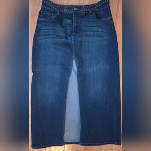 VENUS Dark Blue High Slit Skirt